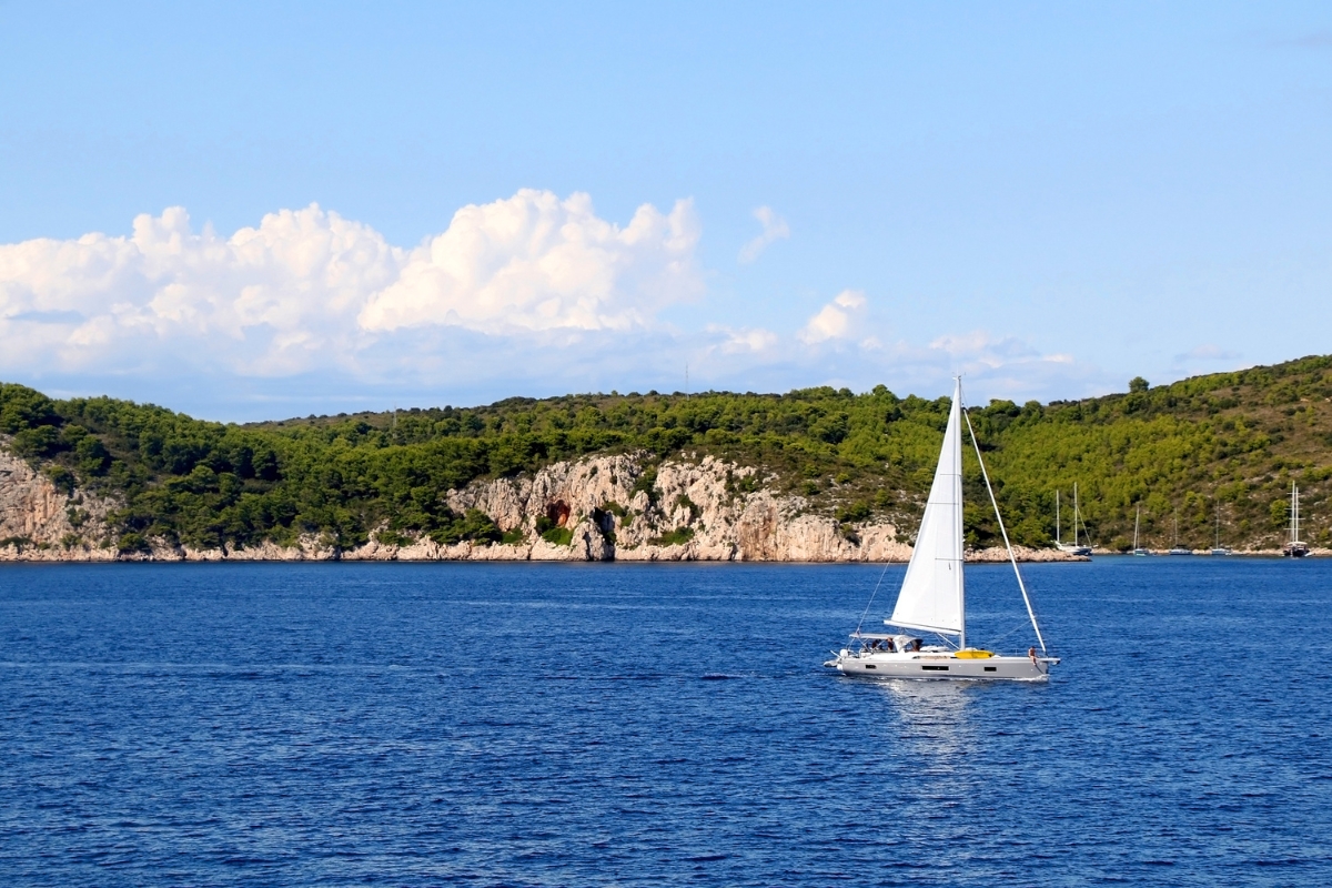 15 Reasons to hire a skipper while sailing in Croatia