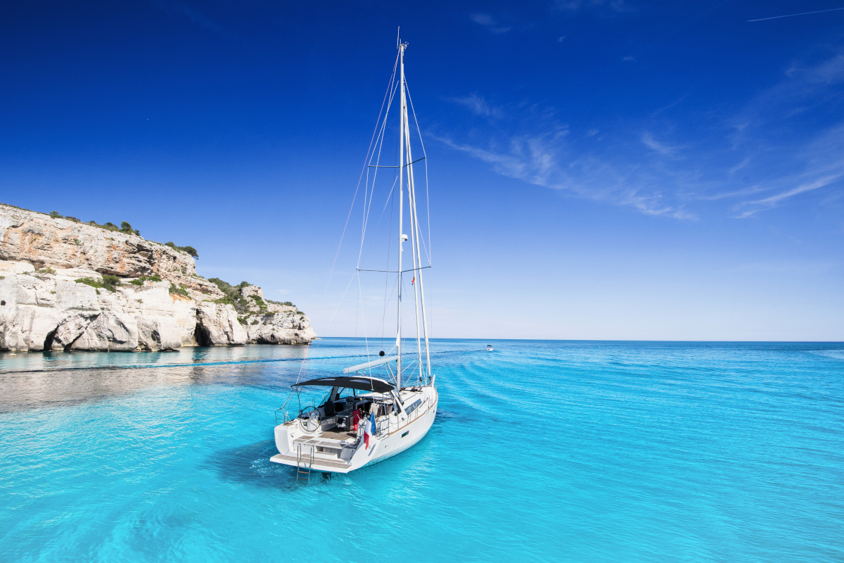 Private yacht charter – Safe holiday after the lockdown