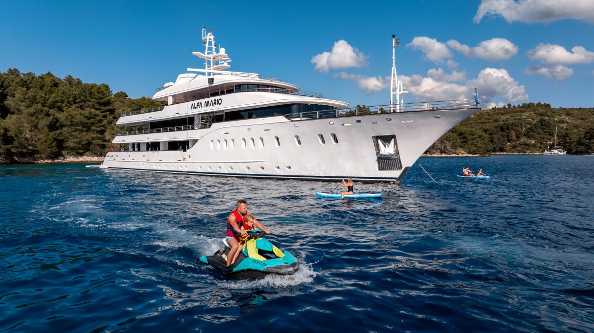 alfa-mario-luxury-yacht-charter-croatia.jpg
