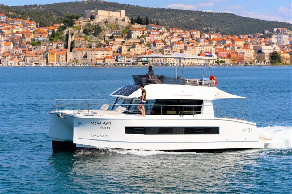 croatia bareboat catamaran charters