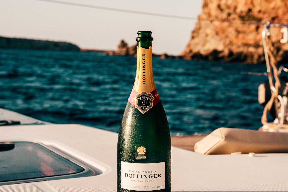 Celebrating Special Occasions on a Yacht Charter