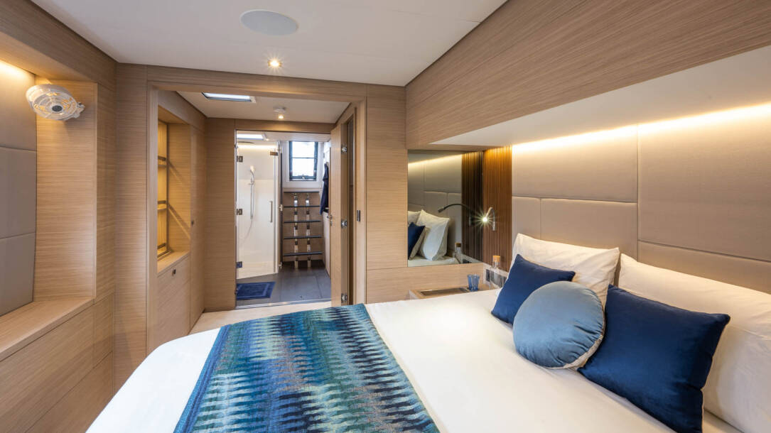 lagoon-60-princess-karla-master-cabin.jpg