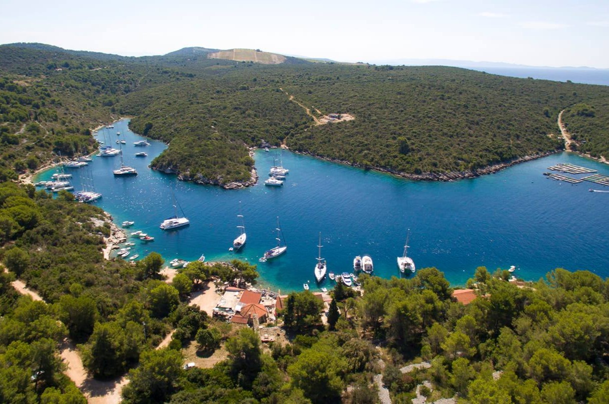sesula-bay-solta-sailing-guide.jpg