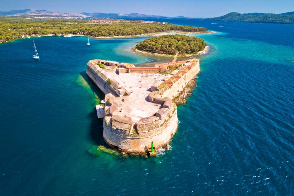 st-nikola-fortress-sibenik-archipelago-sailing-yachts-charter-dalmatia.jpg