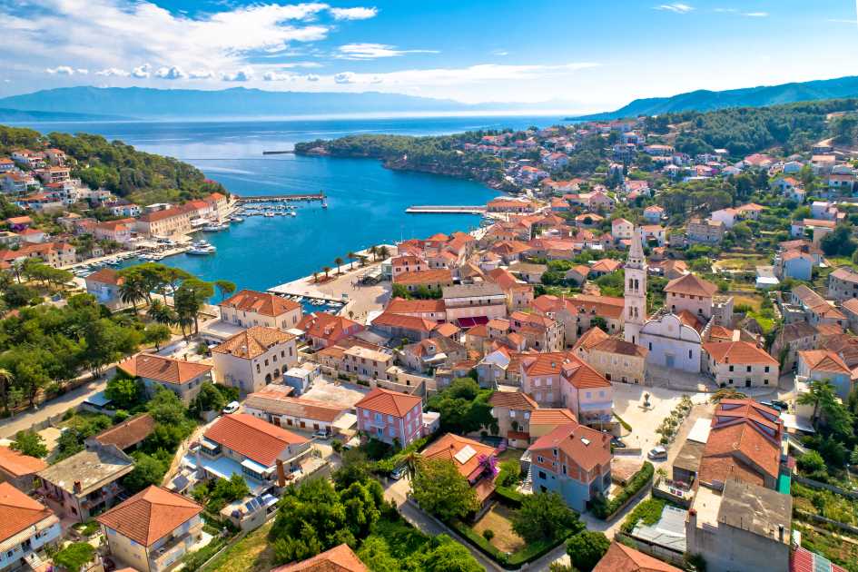 jelsa-port-hvar-island-middle-dalmatia-adriatic-croatia.jpg
