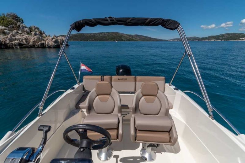 Quicksilver 605 Activ Open -motorboat charter Trogir Split Croatia