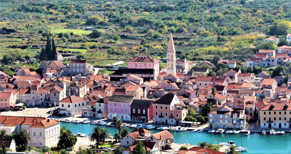 7-days-sailing-from-rogoznica-secret-adriatic-stari-grad-hvar.jpg