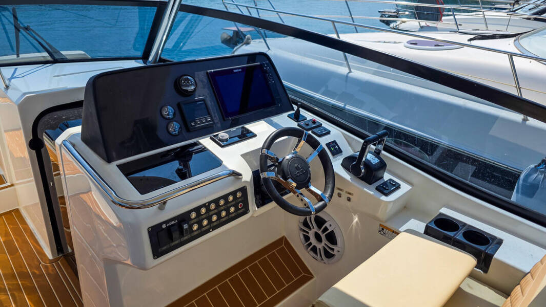 Aquila 32 NN