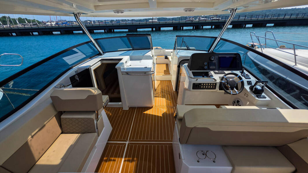 Aquila 32 NN