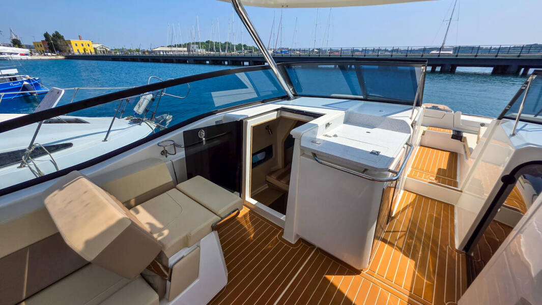 Aquila 32 NN