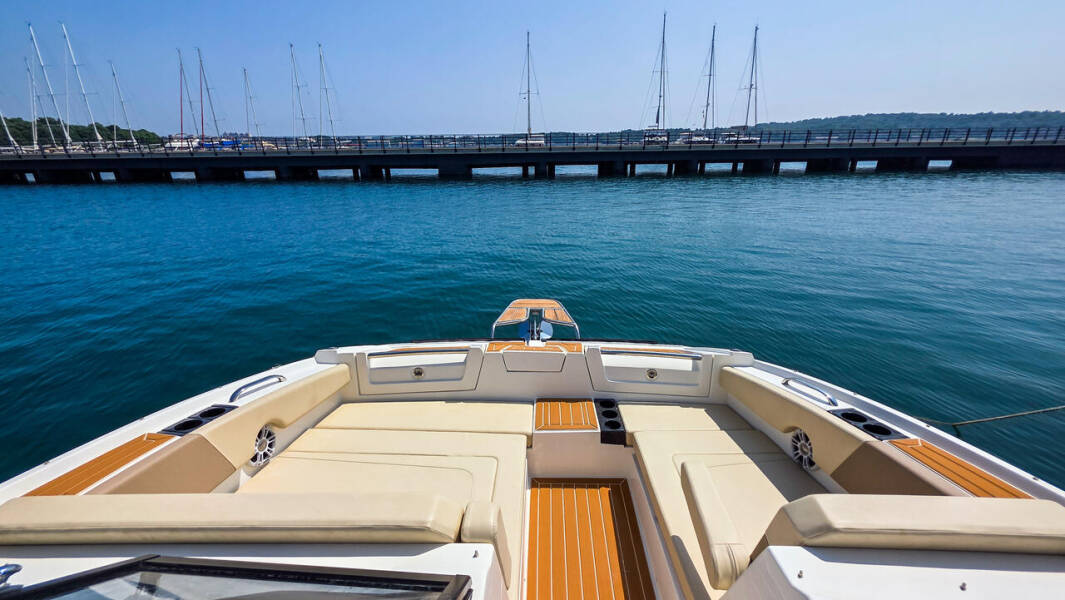 Aquila 32 NN