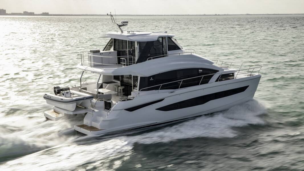 Aquila 54 By My Side
