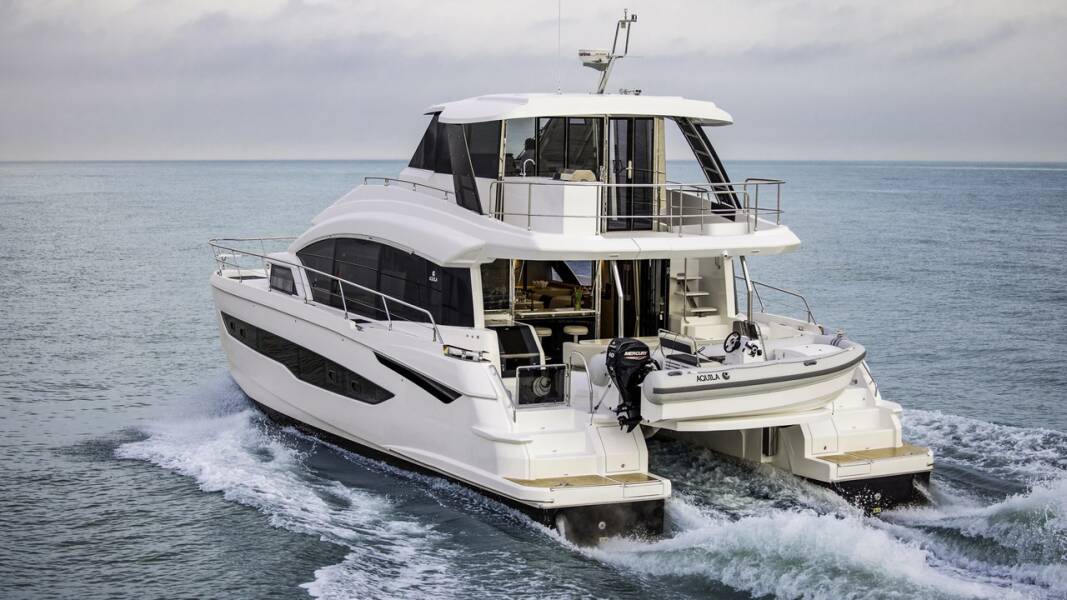 Aquila 54 By My Side