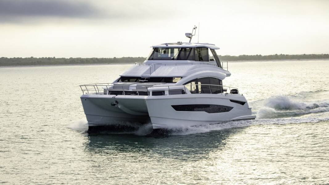 Aquila 54 By My Side