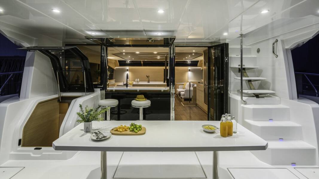 Aquila 54 By My Side