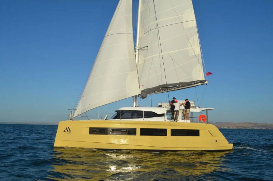 Aventura 45 Art M
