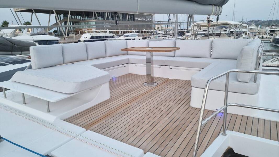 Aventura 45 Art M