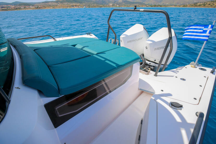 Axopar 37 XC Cross Cabin Dionne