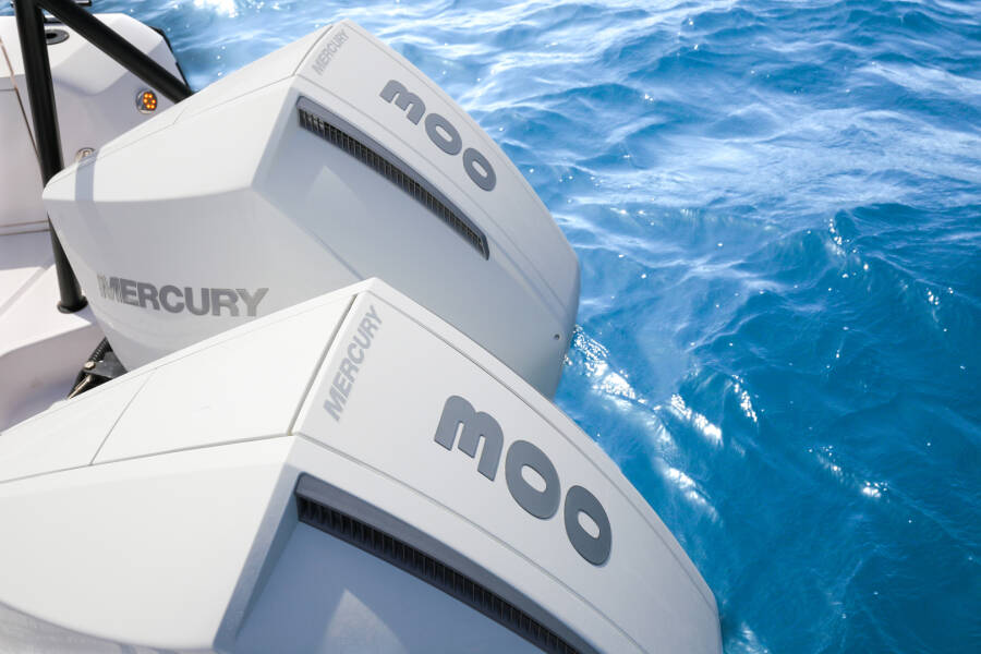 Axopar 37 XC Cross Cabin Dionne