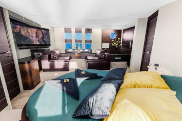 Azimut 68S Moro