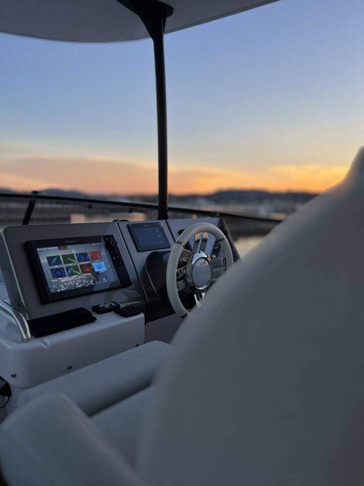 Azimut Magellano 66 Moon light