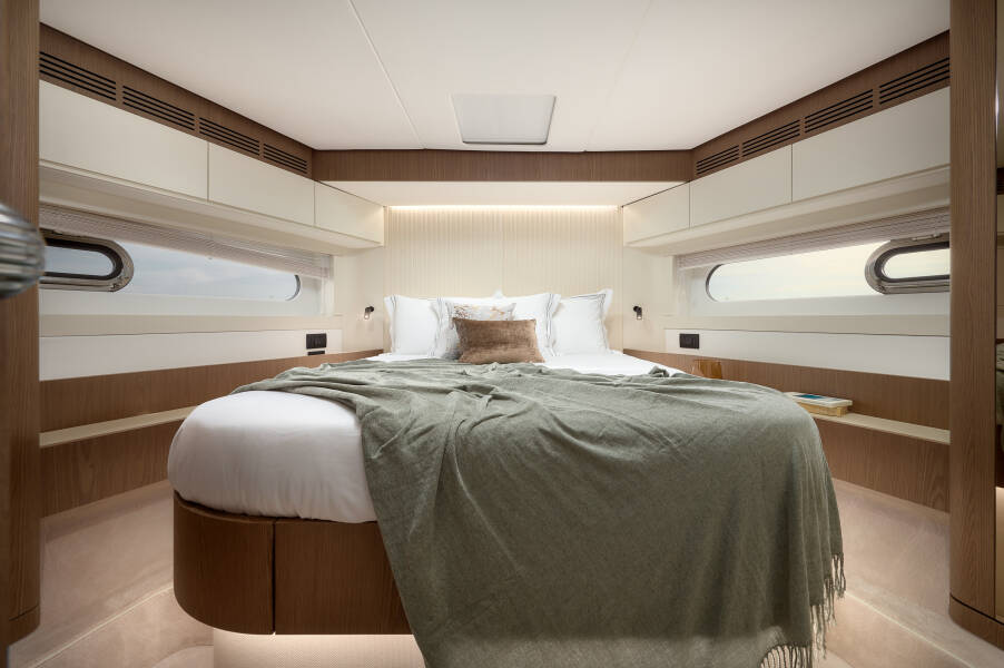 Azimut Magellano 66 Ava 2
