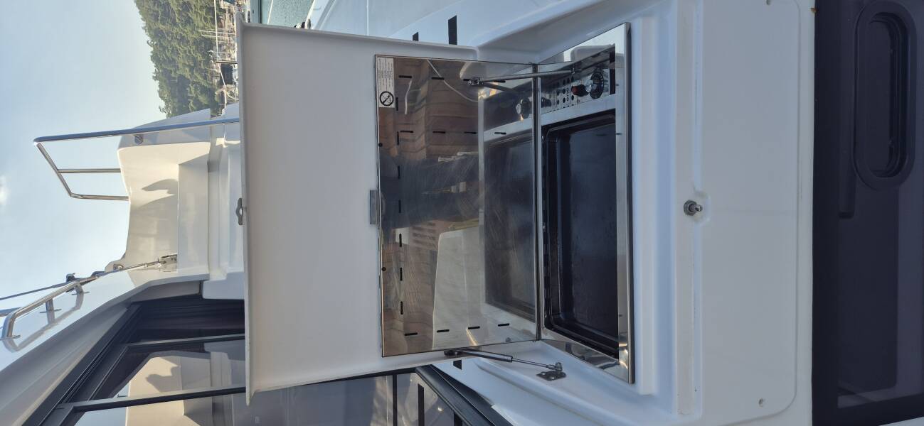 Bali 4.6 Royal Salute