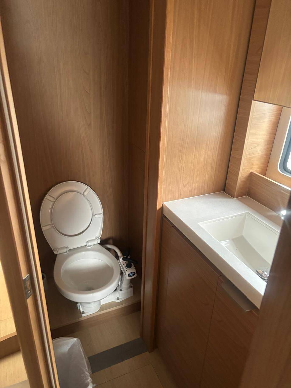 Bali 4.8 Tooth Ferry