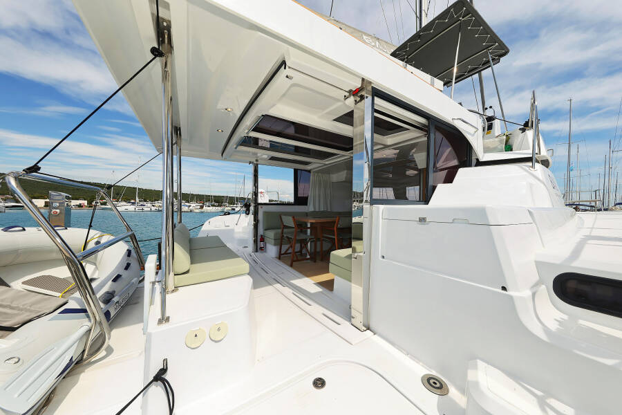 Bali Catspace OW Playtime - OW