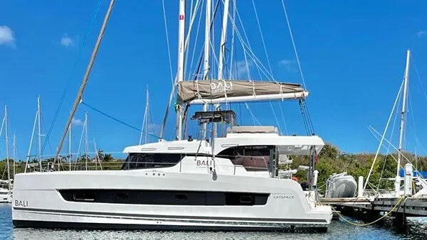 Bali Catspace OW Yamas