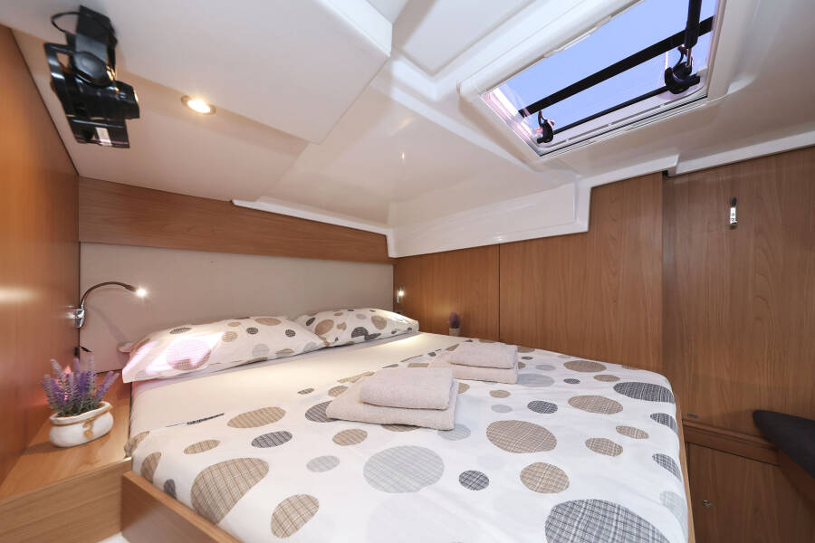 Bali Catspace Sapphire