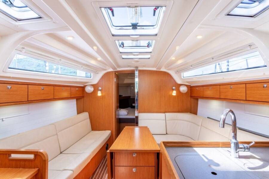 Bavaria 37 Jitterbug