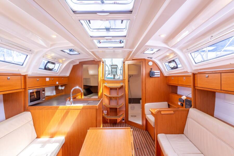 Bavaria 37 Jitterbug