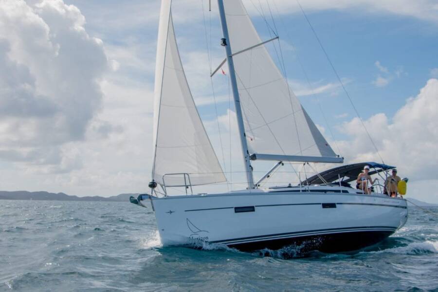Bavaria 37 