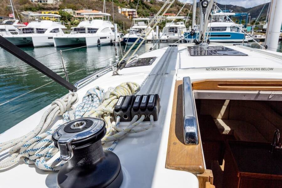 Bavaria 37 