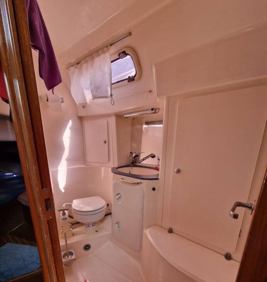 Bavaria 42 Match Fastnet