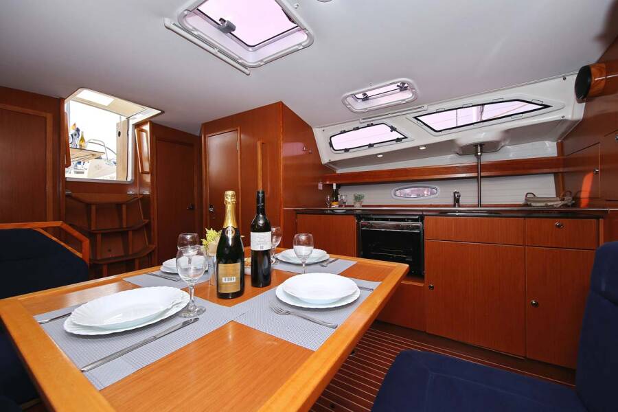 Bavaria 43 Cruiser 