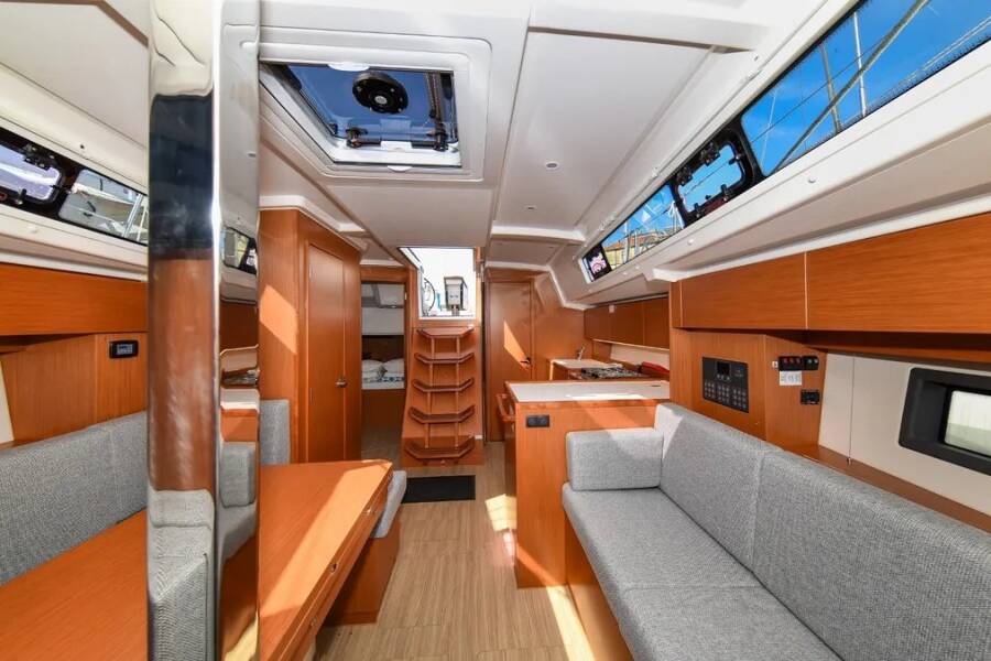 Bavaria C38 Sea Cloud