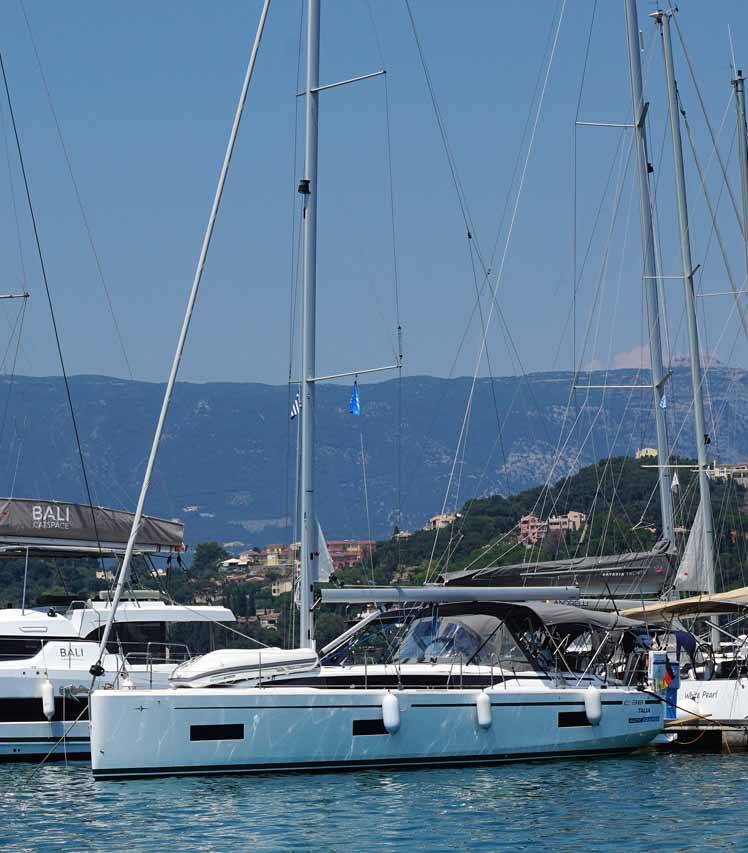Bavaria C38 Talia