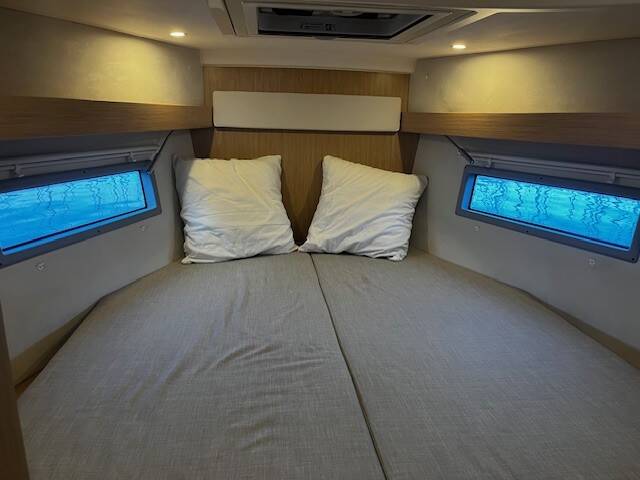 Bavaria C38 Black Pearl