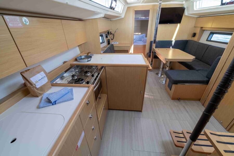 Bavaria C38 Euphoria