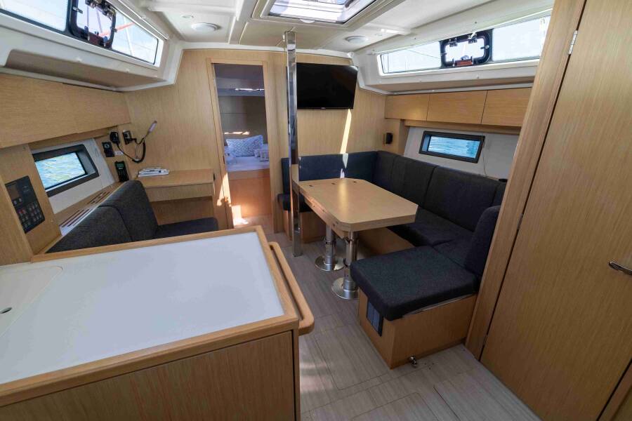 Bavaria C38 Euphoria