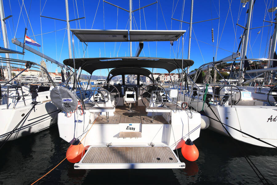 Bavaria C42 Style Lizzy