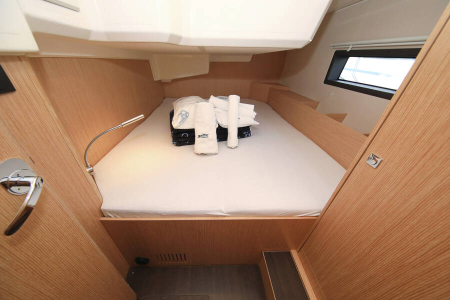 Bavaria C42 Style Lizzy