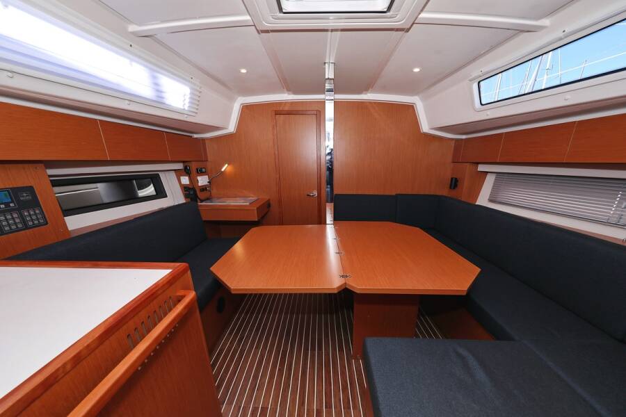 Bavaria C42 SeaTime