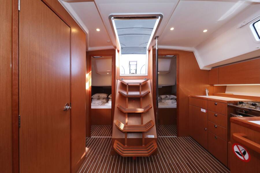 Bavaria C42 SeaTime