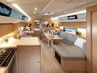 Bavaria C42 Donuha