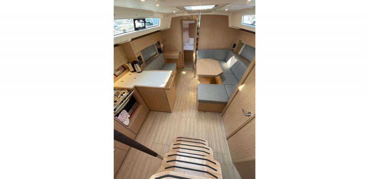 Bavaria C42 Donuha