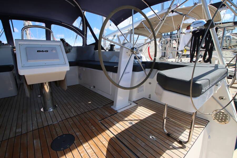 Bavaria C42 Coco