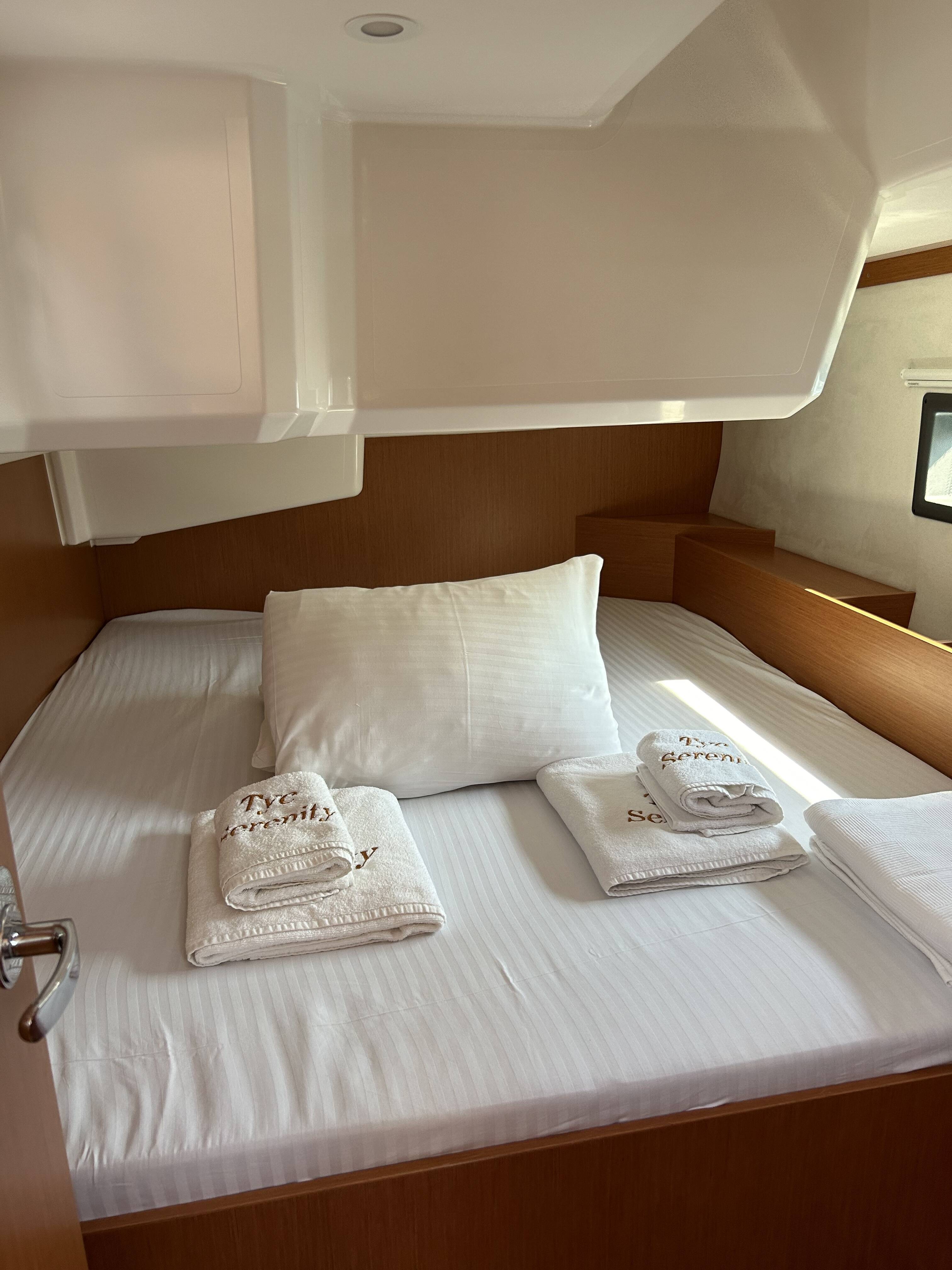 Bavaria C42 Juju